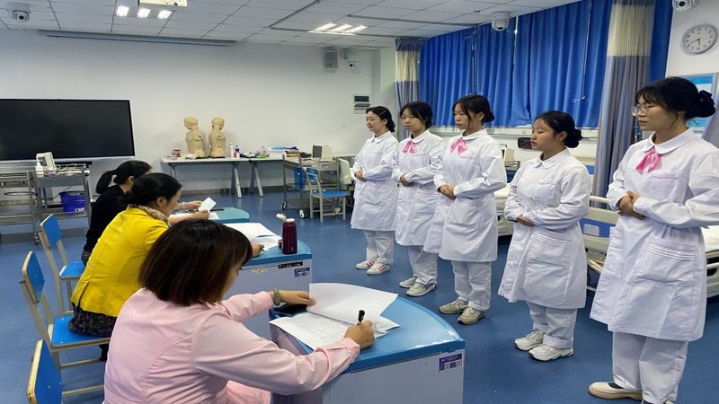 杭州专业月嫂公司排行：揭秘优质服务的背后